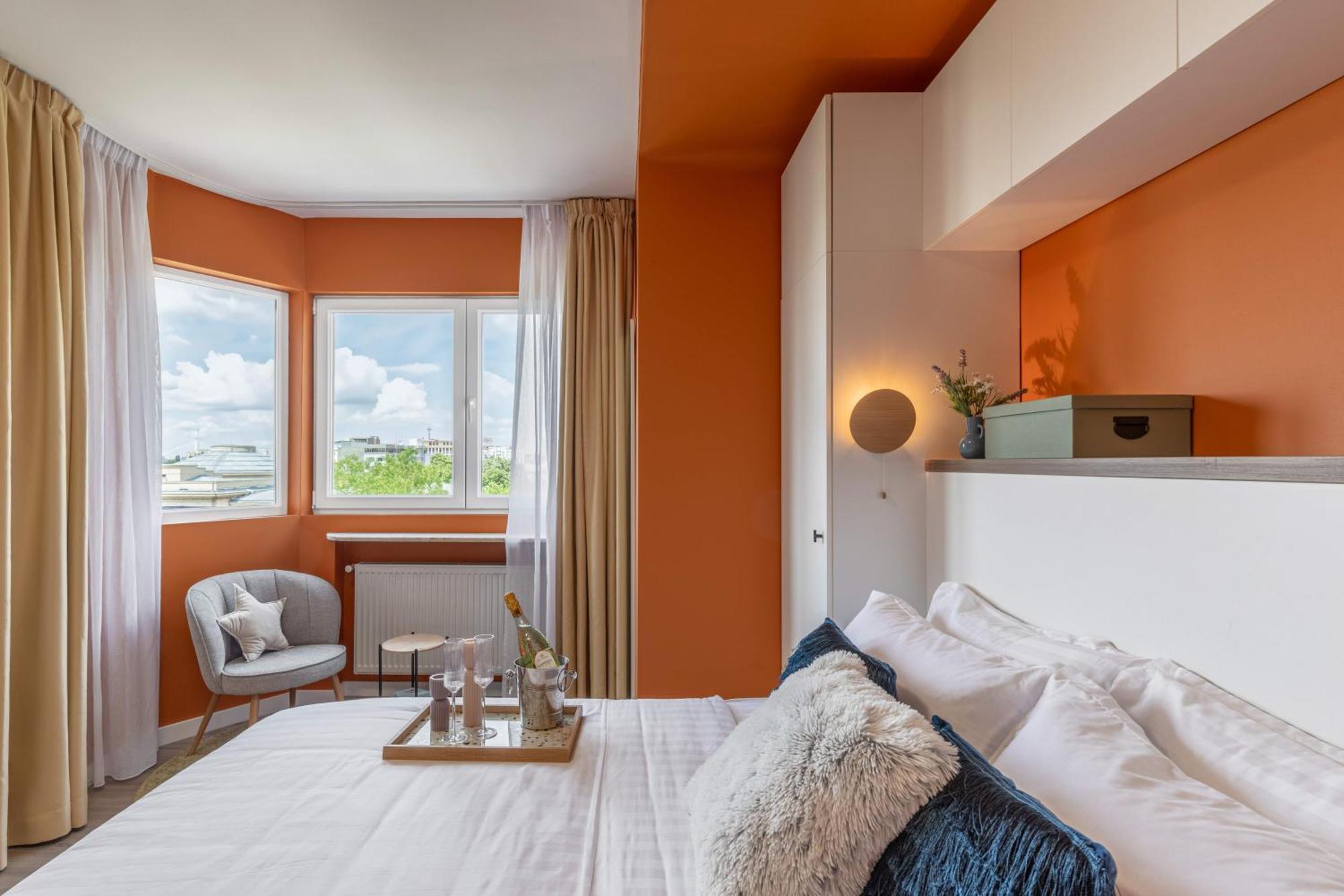 Playful & Bright 1Br Near The Faculty Of Law Apartment Bukares Bagian luar foto