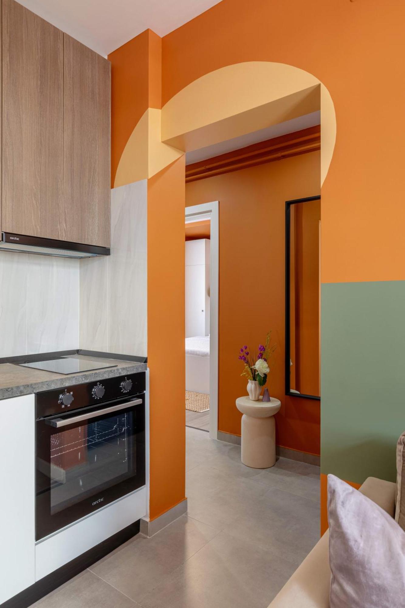 Playful & Bright 1Br Near The Faculty Of Law Apartment Bukares Bagian luar foto